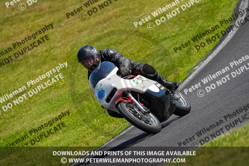 Vintage motorcycle club;eventdigitalimages;mallory park;mallory park trackday photographs;no limits trackdays;peter wileman photography;trackday digital images;trackday photos;vmcc festival 1000 bikes photographs